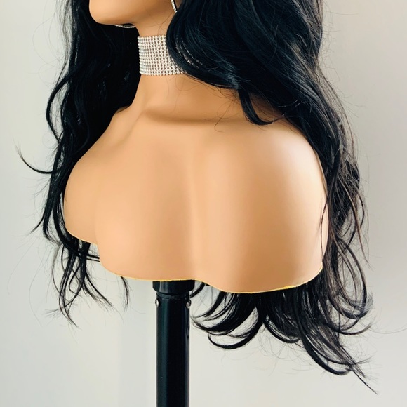 Beautiful Black 22” Heat Safe Lace Front Synthetic Wig - Picture 7 of 14